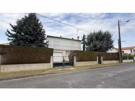vente maison 8 pièces 125m2 saujon 17600 - 265000 € - surface privée
