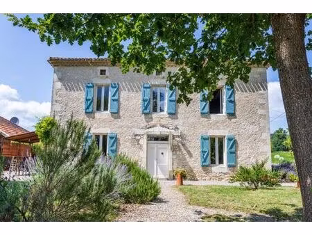 maison de prestige de 230 m2 en vente lauzerte  france