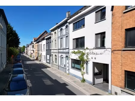 appartement te koop in gentbrugge met 3 slaapkamers