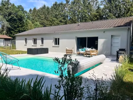 vente maison 4 pièces 186 m² à cussac (87150)  369 600 €