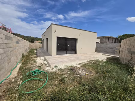 a louer  villa neuve 4 pièces avec jardin à clermont l'hérau