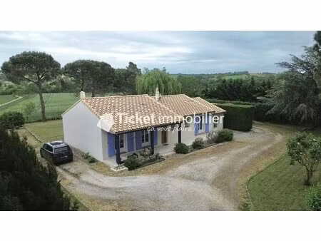 maison t5 151m2 entierement renovee  poele a bois  vue exceptionnelle sur les champs ...