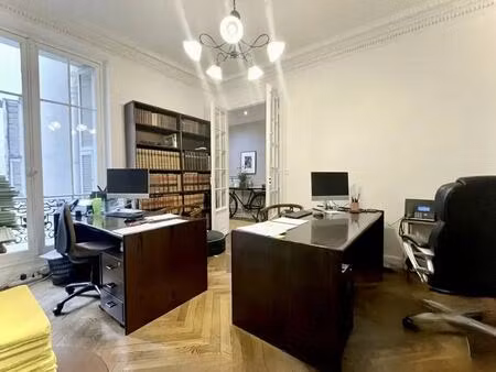 location bureaux 126 m²