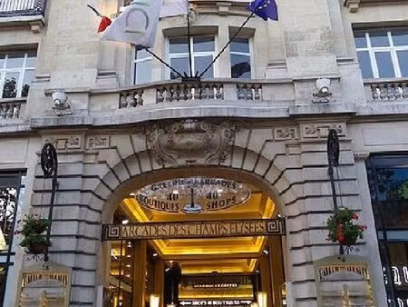 au coeur des champs-élysées bureaux divisibles de standing