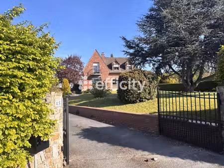 maison 5 pièces - 160 m²