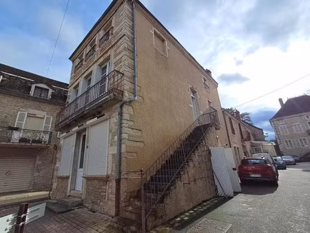 maison en pierre au cœur de mercurey