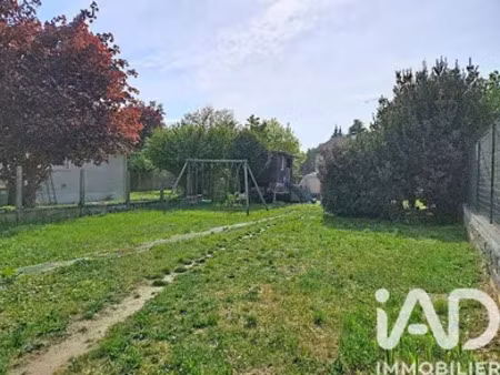 terrain à maisse (91720)
