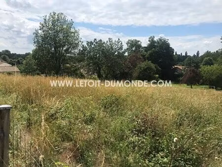 magnifique terrain avec cu à proximité de périgueux