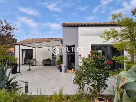 vente maison à challans (85300) : à vendre / 113m² challans