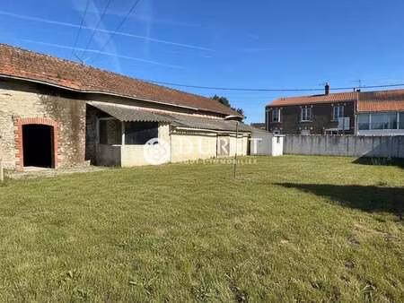 vente maison au pallet (44330) : à vendre / 135m² le pallet