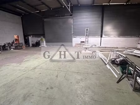 location local commercial