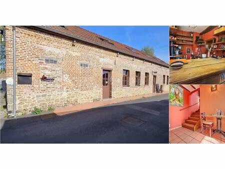 maison à vendre avec terrasse et 1 chambre   sirault (vbe17709)