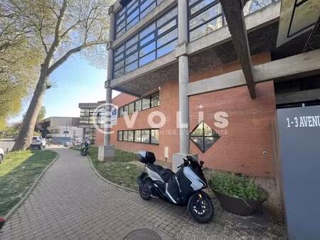 location bureaux 65 m² à 415 m²