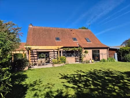 maison individuelle 5 chambres offrant 182m2 hab sur parcelle de 860m2