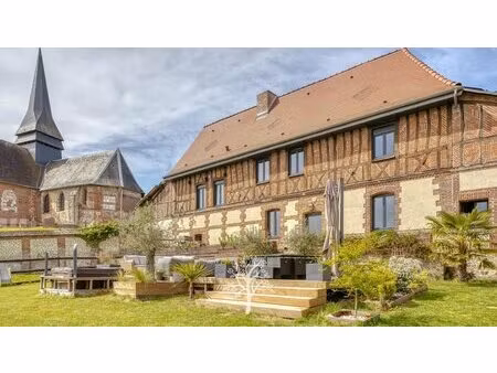 propriété à vendre avec dépendances et prairies en pays de