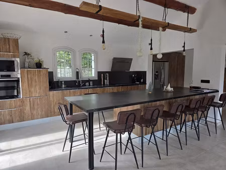 vente maison 4 pièces 135 m² à solliès-ville (83210)  560 000 €