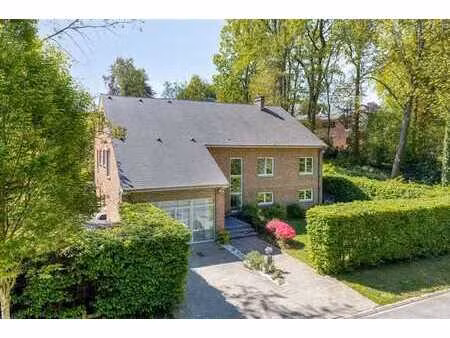 villa contemporaine rénovée ±487 m² au quartier marnix