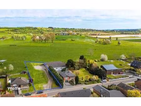 belle parcelle de terrain de +/- 1.350 m² !