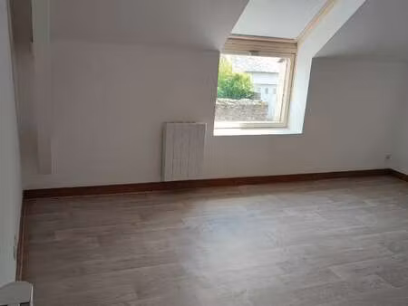 location appartement 2 pièces à châteaubriant (44110) : à louer 2 pièces / 33m² châteaubri