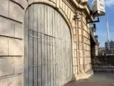 location commerce paris 16 75016 110m²