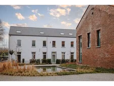 ruime loftwoning met drie slaapkamers (verkoop onder regi...