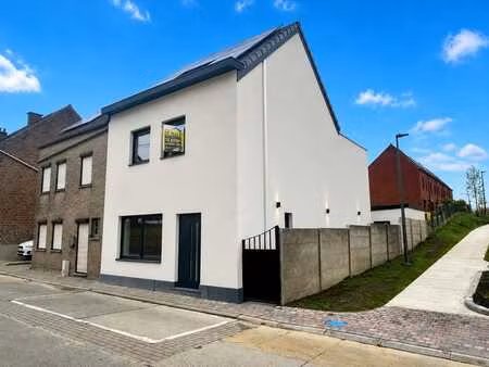 stijlvolle nieuwe woning op toplocatie met epc label a in...