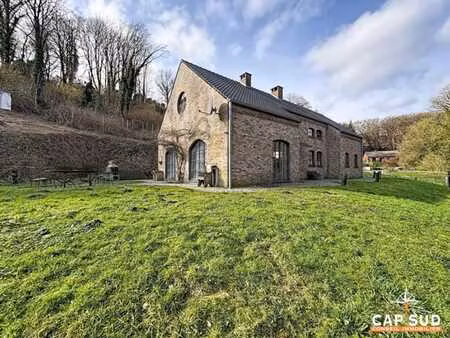 villa 4 façades sur 56 ares cadre verdoyant & fort potentiel