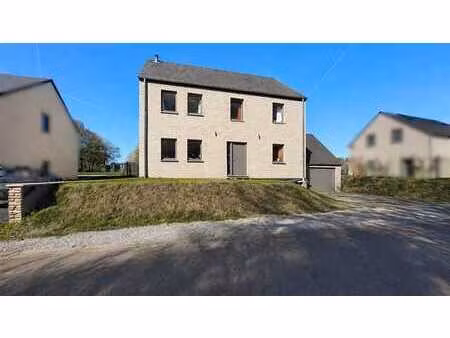villa 5 chambres - jardin et garage