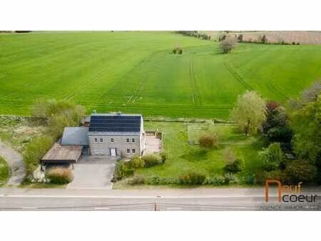 superbe villa 4 façades à assenois