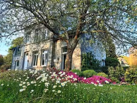 godinne face aux îles de meuse  maison 5 chambres + bureau