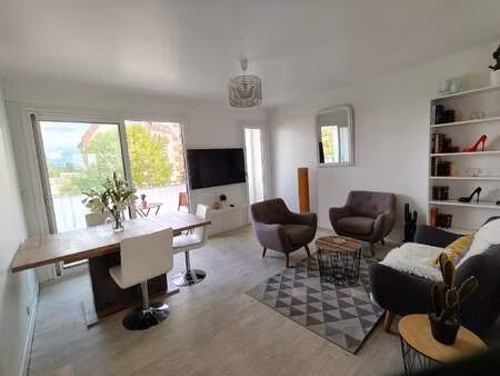 location appartement 4 pièces colocation à laval le pavement (53000) : à louer 4 pièces co