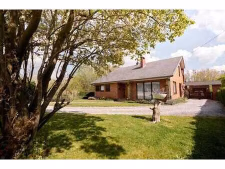 une magnifique maison proche de toutes les commodités !