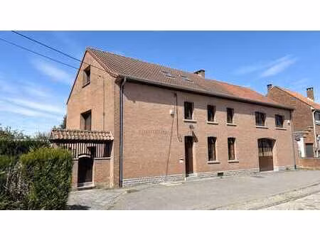 corps de ferme + entrepôt