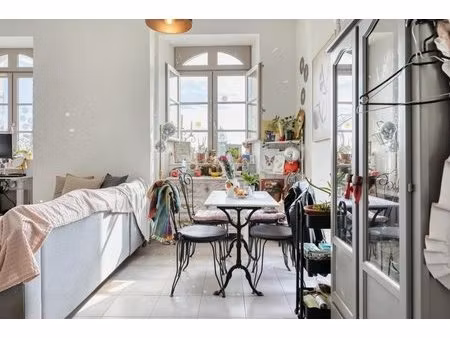 à vendre charmant 2 pièces avec balcon et parking à canteleu
