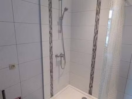 appartement 1 chambre à louer à les bons villers