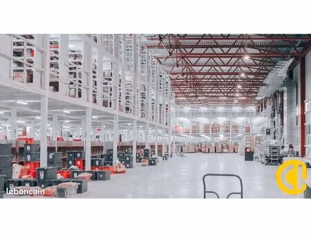 fonds de commerce divers 900 m²