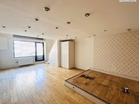 local commercial 72 m²