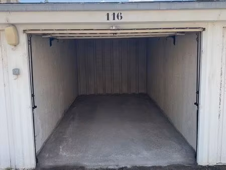 garage / box stockage - les blames - 18m2