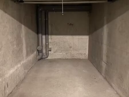 garage/box 12 m² oullins