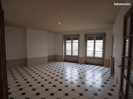 appartement 4 pièces 115 m²