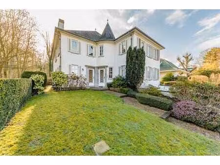 isidore gérard - superbe rez-de-jardin 4 chambres - jardin