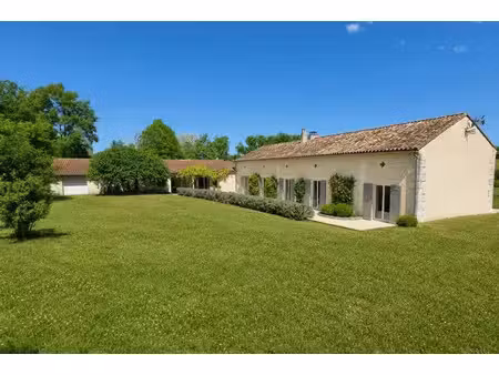 vente propriété 7 pièces 225 m² à douville (24140)  540 000 €