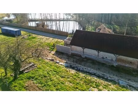 charmante longère avec grands espaces verts