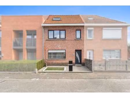 maison rénovée avec 4 chambres à dendermonde