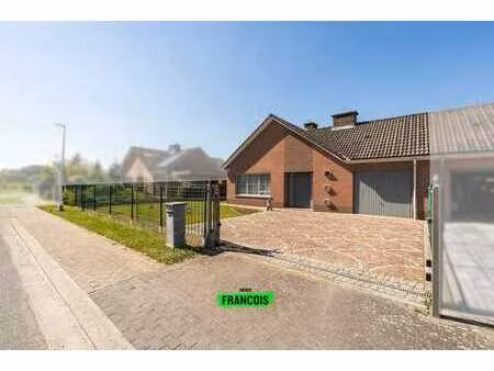maison familiale idéale – bungalow prêt à emménager avec ja…