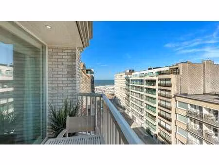 appartement cosy à vendre avec vue mer latérale