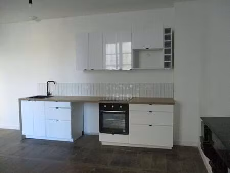 location appartement t1 à vitré (35500) : à louer t1 / 32m² vitré