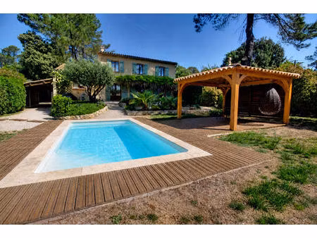 a vendre en exclusivite - maison le thoronet 6 pièces 148 m2- terrain 1600m2- piscine - ga