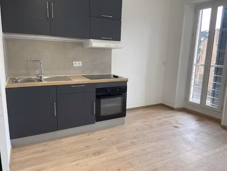 a vendre studio de 21.32m² habitable à pourrières