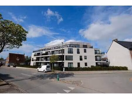 stijlvol nieuwbouwappartement met zonnig terras en onderg...